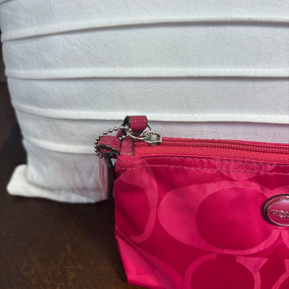 Coach Signature C Pink Nylon Cosmetic Bag Pouch Zip T… - Gem